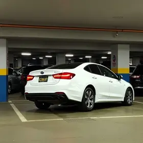 carro cai de estacionamento