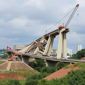 viaduto em construção