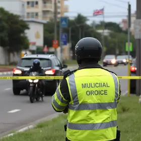 GCM atira em motociclista