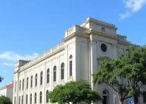 Instituição Pública de Longa Permanência para Idosos