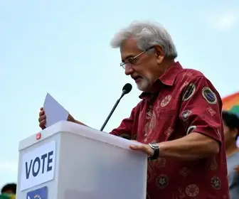 Lula chega para votar em São Bernardo (SP)